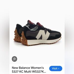 New Balance WomensWS327K Black Moonbeam.Lightly Used. Insoles never used.Size 11